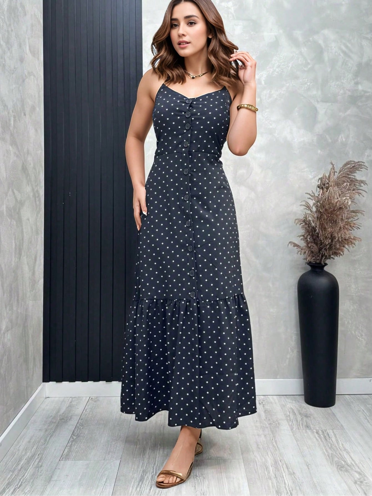 Vestido Midi De Alças Estampado Com Botões E Fenda