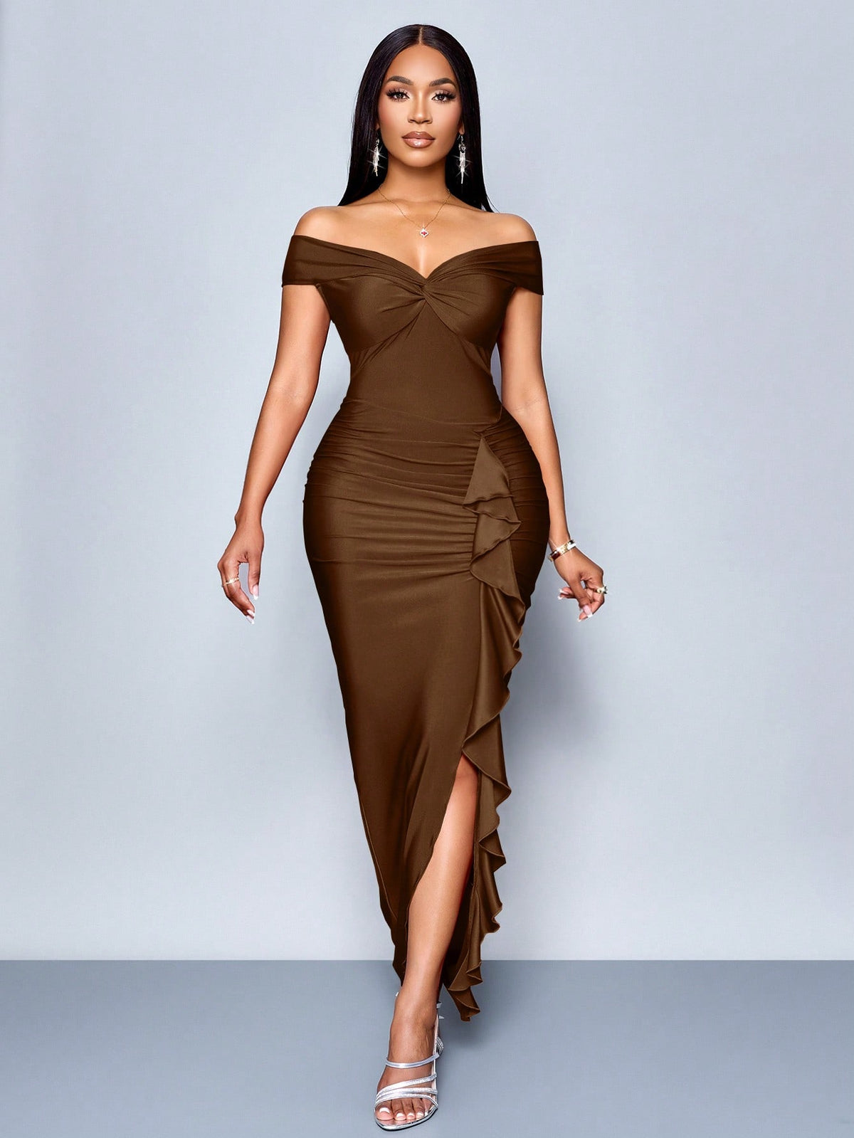 Vestido Longo Elegante Drapeado Ombro A Ombro Com Babado