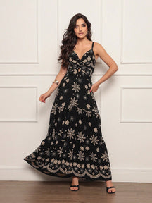 Vestido Longo Estampado Decote V Com Recorte Frontal