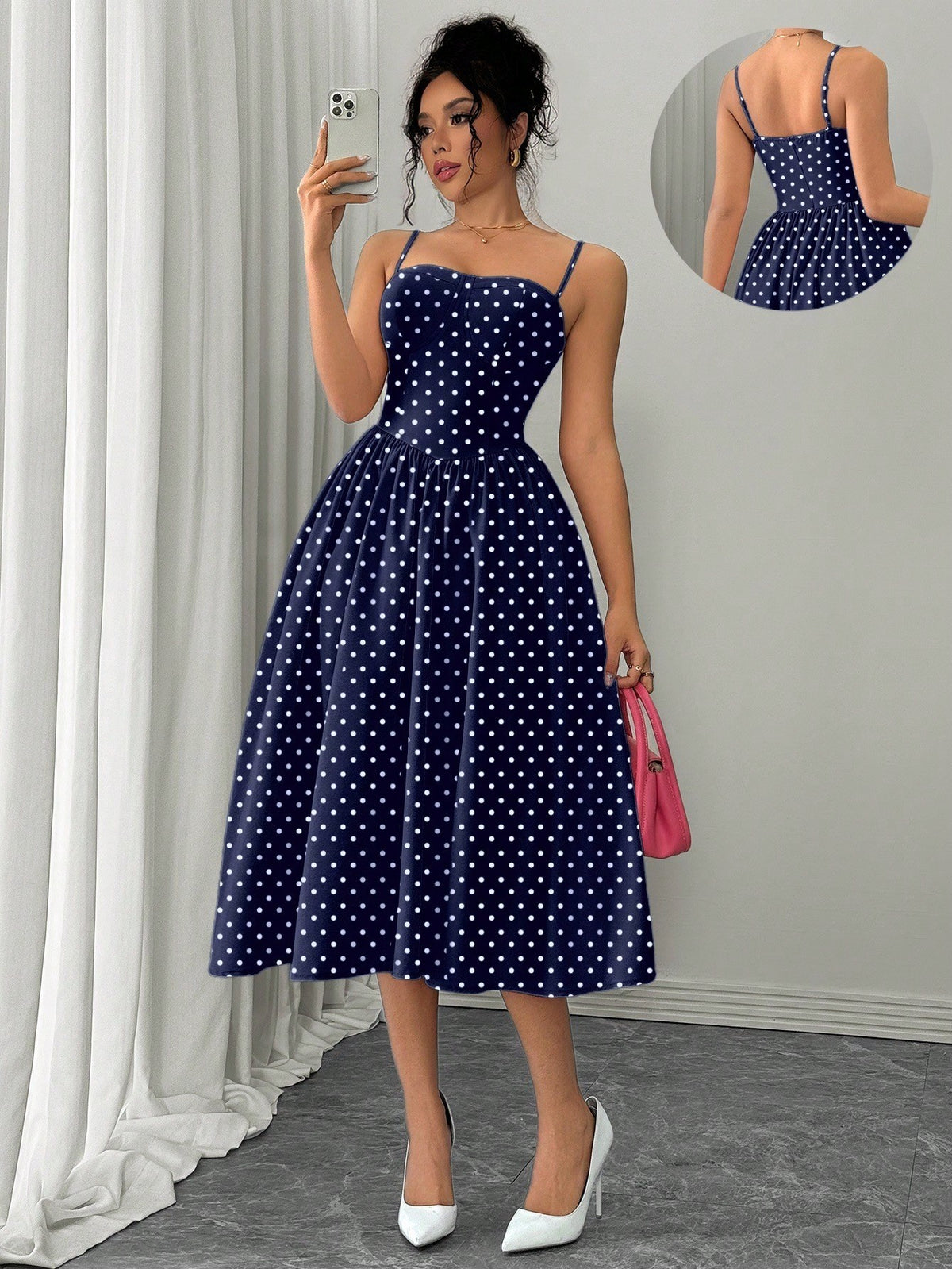 Vestido Midi Acinturado Com Alças Finas E Estampa Poá