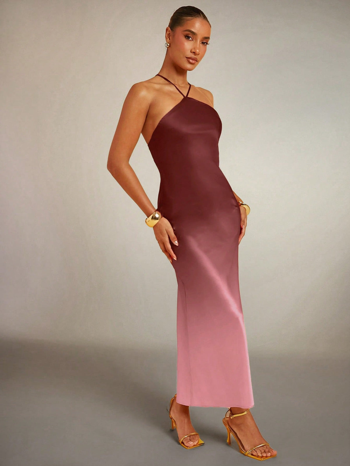 Vestido Longo de Alças Finas em Cetim Degradê Elegante