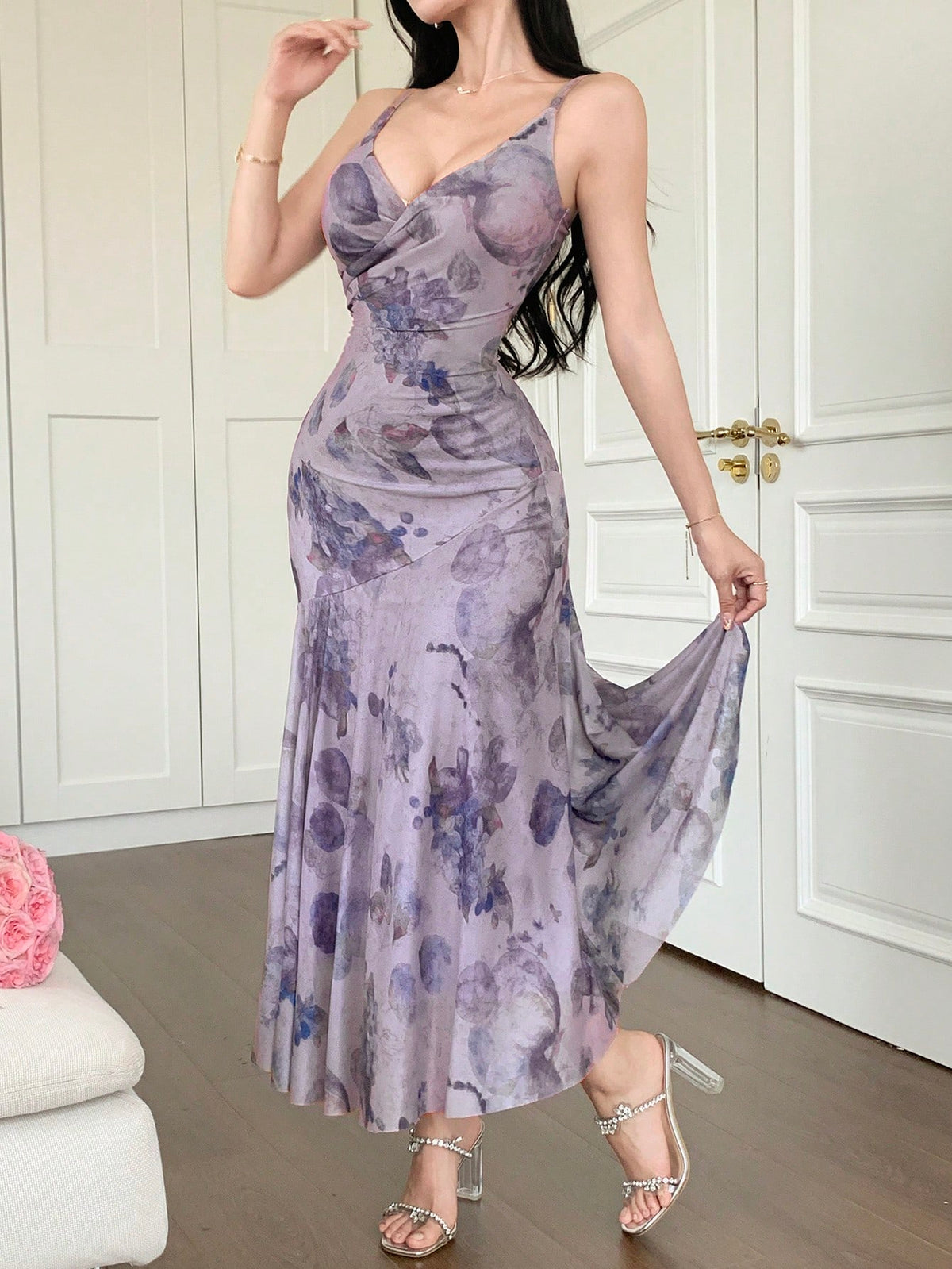 Vestido Longo Justo Floral Decote V Profundo