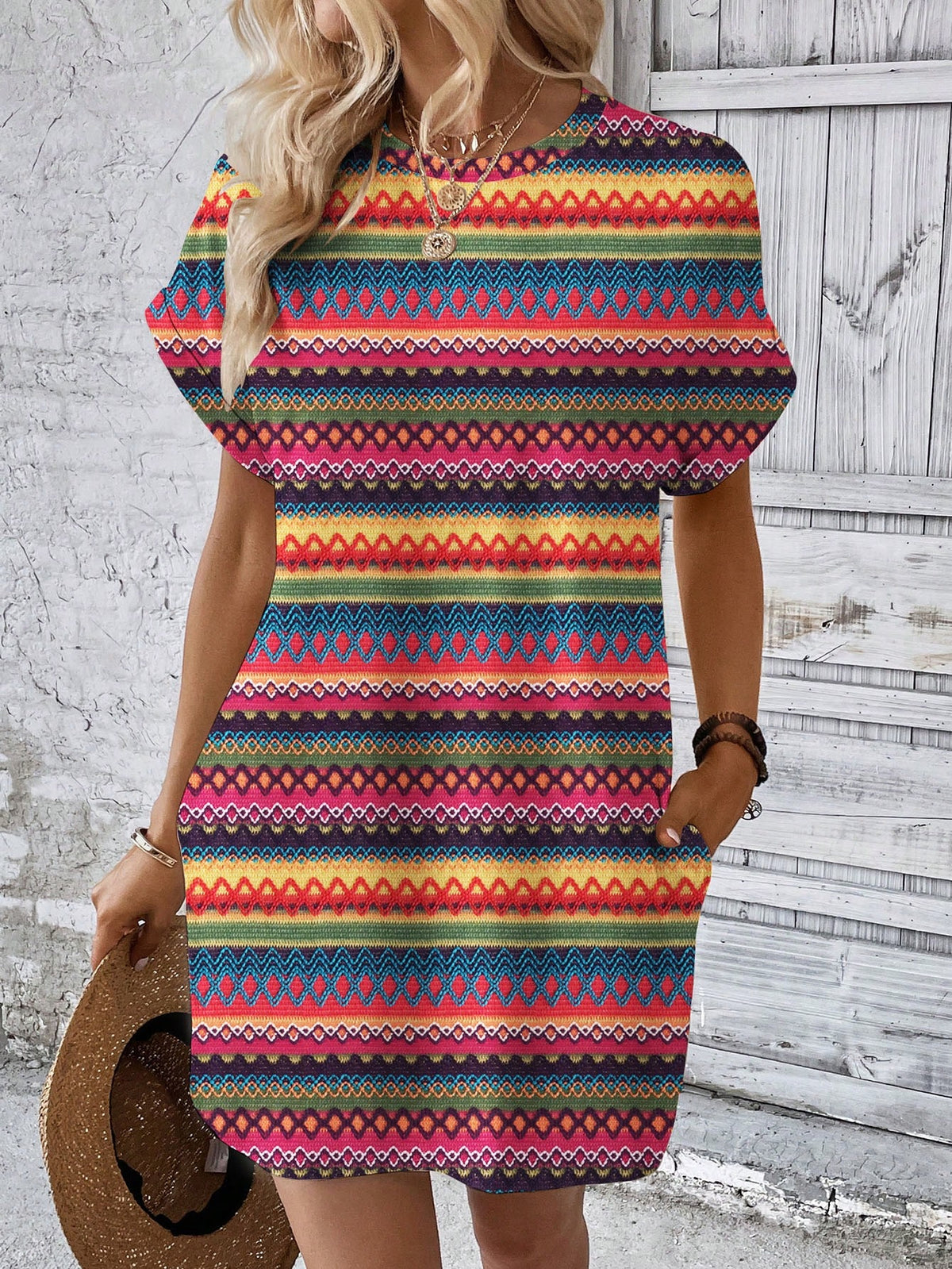 Vestido Curto Listrado Casual Com Bolsos Laterais
