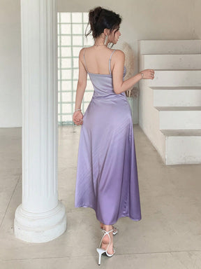 Vestido Longo De Cetim Com Alças Finas Elegante