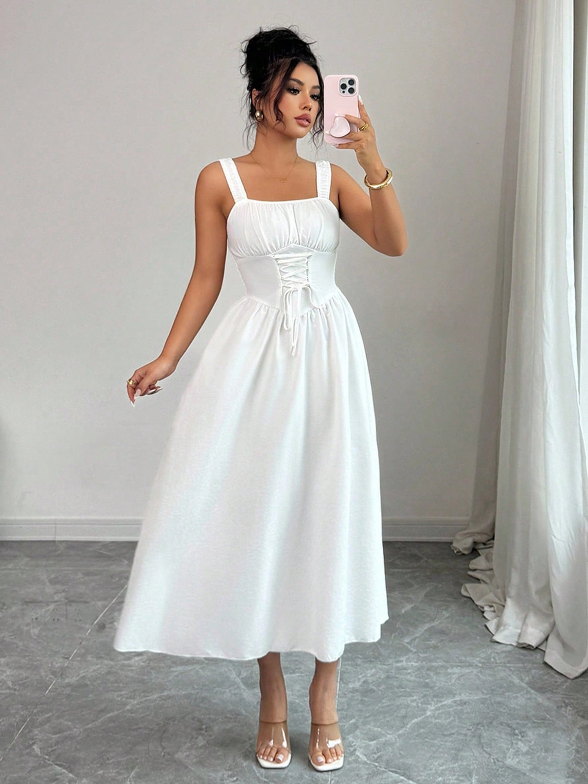 Vestido Midi Evasê Com Amarração Corset Frontal