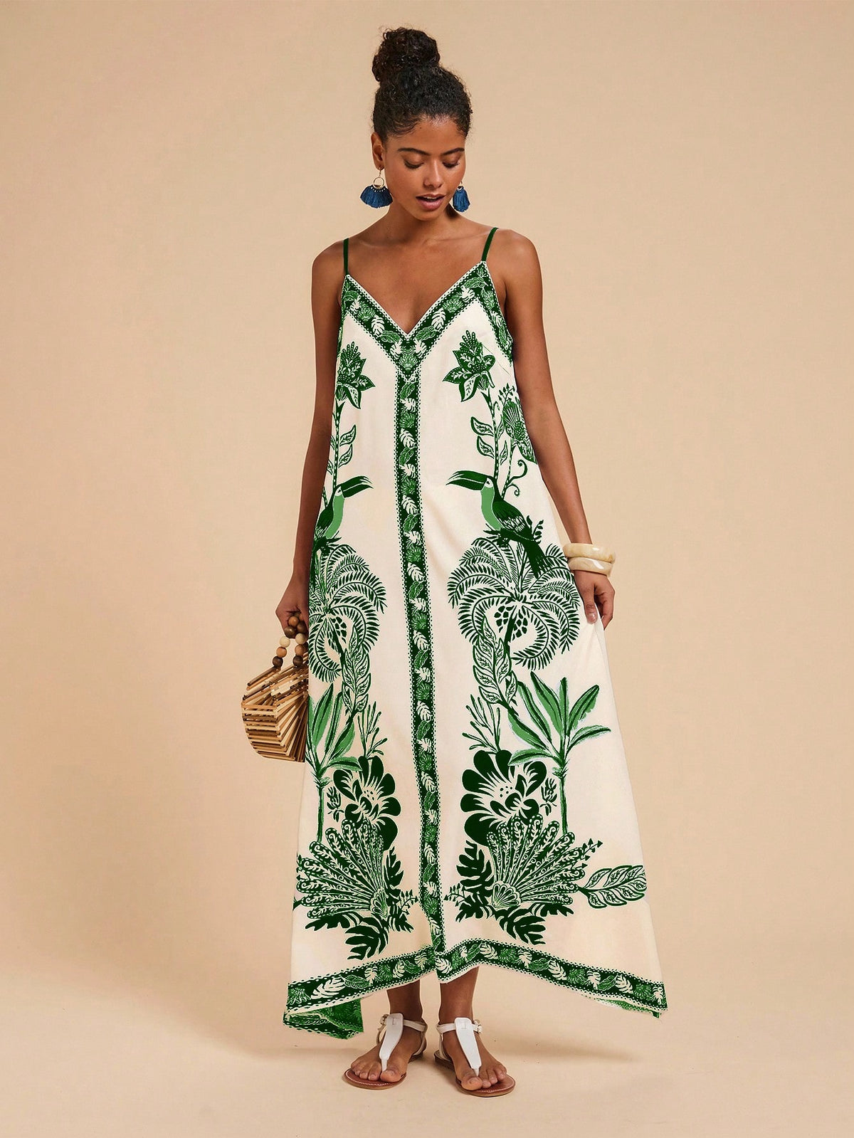 Vestido Longo Estampado Étnico Decote V Alças Finas