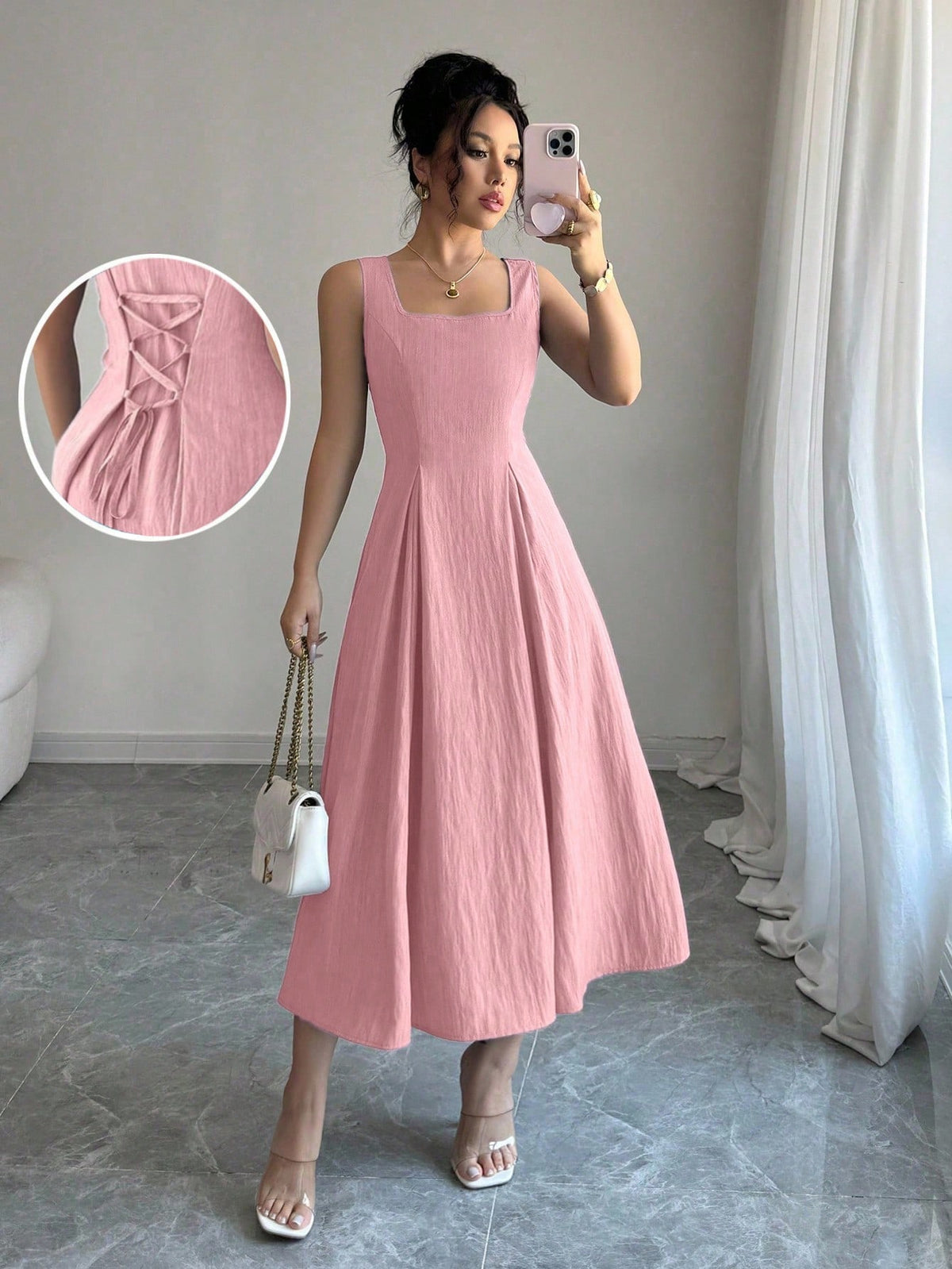 Vestido Midi Evasê Com Pregas E Detalhe Trançado