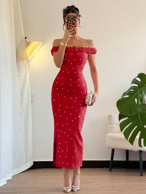 Vestido Longo Ombro a Ombro Com Pérolas e Flores