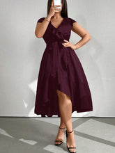 Vestido Midi Envelope Assimétrico Com Faixa