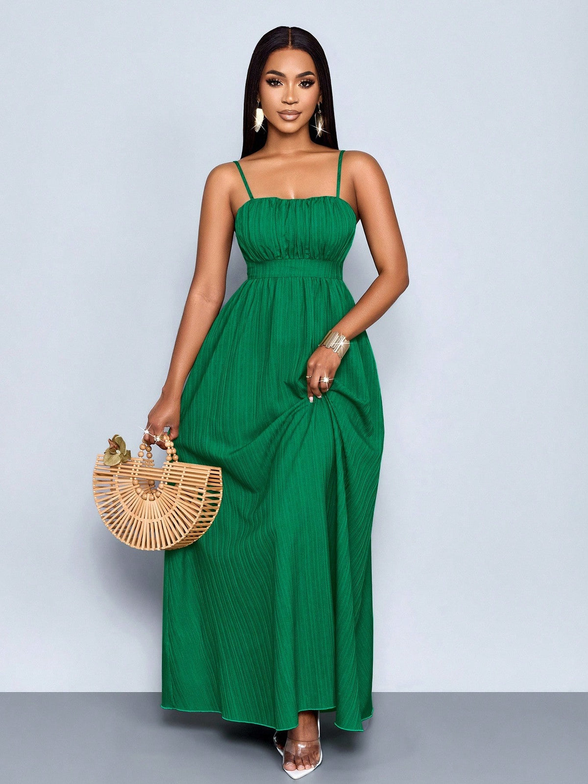 Vestido Longo Verde Com Alças Finas E Cintura Franzida
