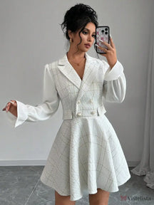 Vestido Blazer Curto Rodado Com Manga Longa E Botões Branco / PP Vestido Blazer Curto Rodado Com Manga Longa E Botões