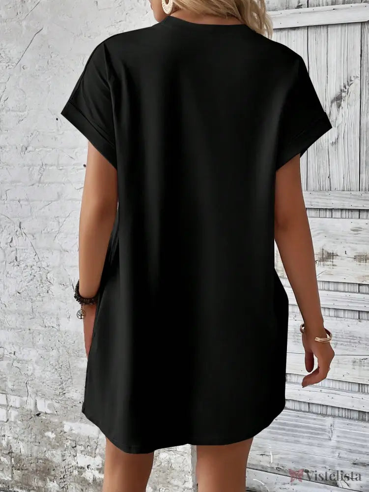 Vestido Curto Básico Verde Com Bolsos Laterais Vestido Curto Básico Verde Com Bolsos Laterais