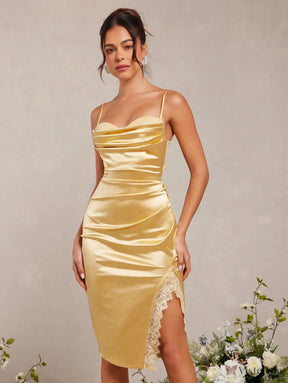 Vestido Curto Slip Dress Cetim Com Renda Delicada Vestido Curto Slip Dress Cetim Com Renda Delicada