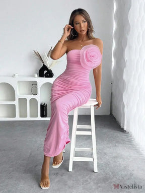 Vestido Elegante Justo Longo Com Detalhe Floral Estruturado Vestido Elegante Justo Longo Com Detalhe Floral Estruturado