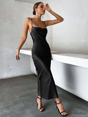 Vestido Longo De Cetim Minimalista Com Alças Finas Vestido Longo De Cetim Minimalista Com Alças Finas