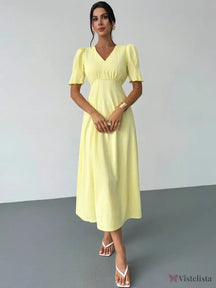 Vestido Longo Evasê Decote V Manga Curta Bufante Amarela / PP Vestido Longo Evasê Decote V Manga Curta Bufante