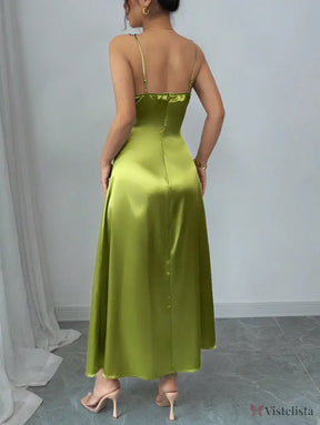Vestido Midi De Cetim Com Alças Florais Bordadas Vestido Midi De Cetim Com Alças Florais Bordadas