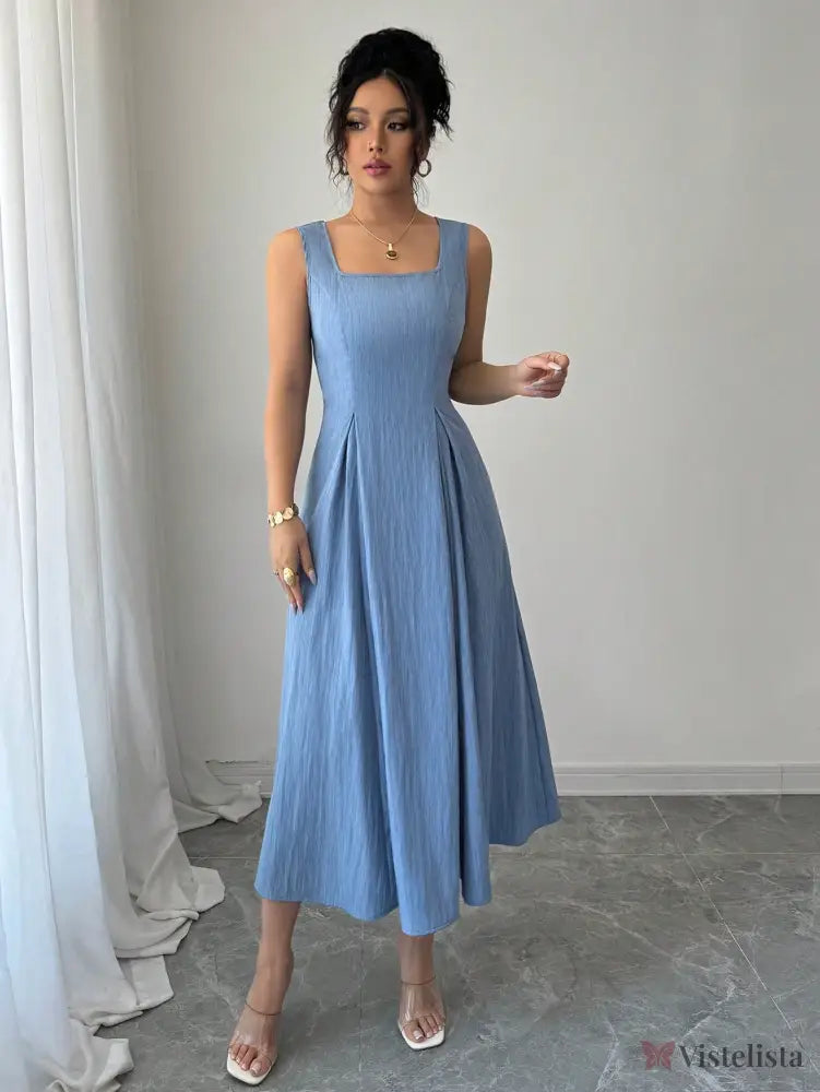 Vestido Midi Evasê Com Pregas E Detalhe Trançado Vestido Midi Evasê Com Pregas E Detalhe Trançado