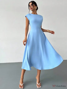 Vestido Midi Evasê Elegante Com Cintura Marcada Azul Claro / PP Vestido Midi Evasê Elegante Com Cintura Marcada