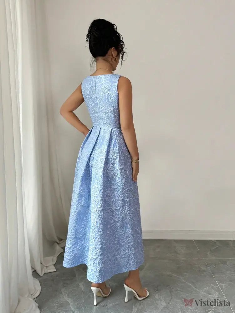 Vestido Midi Fashion Com Decote Quadrado E Saia Evasê Vestido Midi Fashion Com Decote Quadrado E Saia Evasê