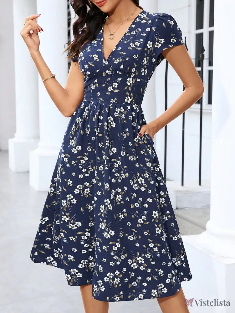 Vestido Midi Floral Com Decote V E Bolsos Laterais Azul-marinho / PP Vestido Midi Floral Com Decote V E Bolsos Laterais