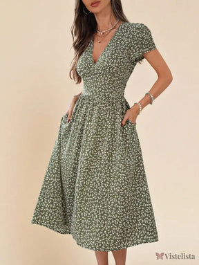 Vestido Midi Floral Com Decote V E Bolsos Laterais Verde / PP Vestido Midi Floral Com Decote V E Bolsos Laterais