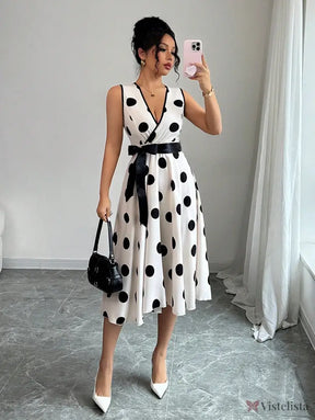 Vestido Midi Poá Decote V Com Cinto De Amarração Preto e Branco / PP Vestido Midi Poá Decote V Com Cinto De Amarração