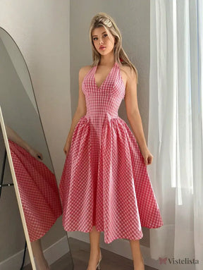 Vestido Midi Rodado Com Decote Halter E Estampa Vichy Vermelho / PP Vestido Midi Rodado Com Decote Halter E Estampa
