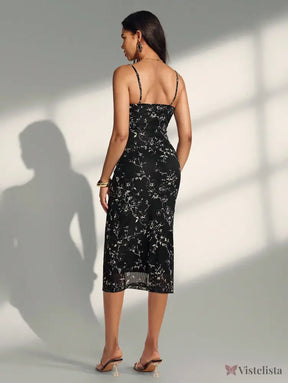 Vestido Midi Slip Dress Justo Estampa Floral Delicada Vestido Midi Slip Dress Justo Estampa Floral Delicada